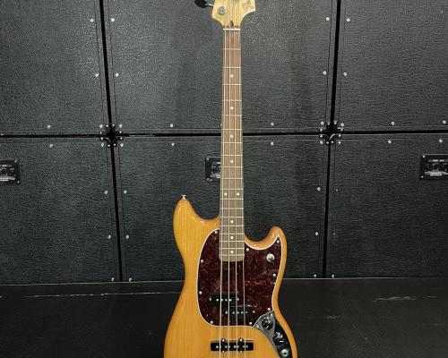 Fender Mustang Bass Short Scale (Copy)