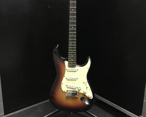 Fender Stratocaster Deluxe USA Sunburst - White (Copy)