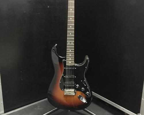 Fender Stratocaster USA Special - HSS - Sunburst - Black (Copy)