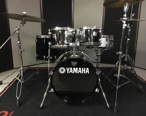 Yamaha Maple Custom Absolute II 2 (Copy)